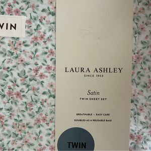 Laura Ashley Satin  Twin Sheet Set  Pink & Green Floral Design